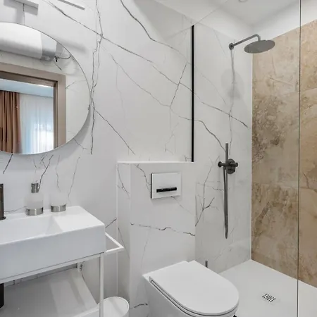Lägenhet Luxury Diva 2 *